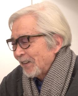 八中在籍は2ヵ月ほどですがインタビューにご快諾いただき、小山台会館3Fホールのゆったりとした雰囲気の中でお話しを伺いました。(インタビュー：2022年2月19日)