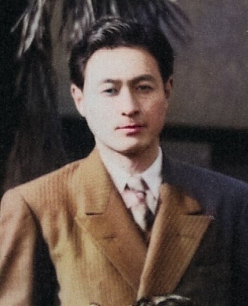 ファイル:一覧用画像 武田良三Color.jpg