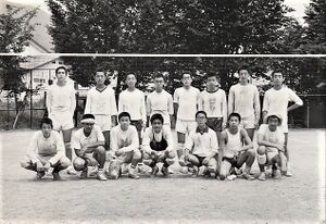 高28回バレー班74夏合宿男子1,2年3 0002.jpg