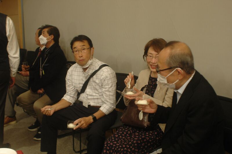 ファイル:高28回同期会2023Eテーブル糸美保SC 6352.jpeg