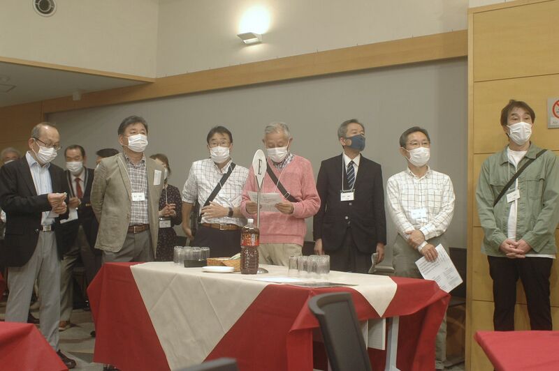 ファイル:高28回同期会2023EテーブルDSC 6311.jpeg