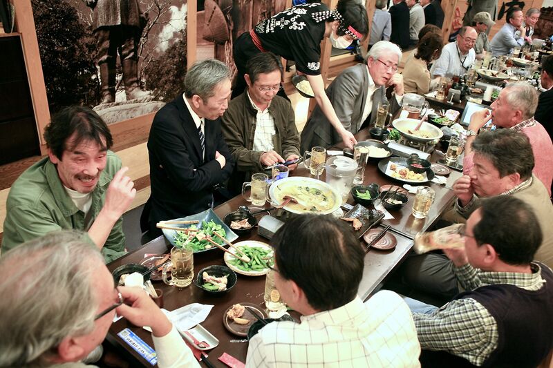 ファイル:高28回同期会2023E二次小中糸伊斉理美 8210.jpeg