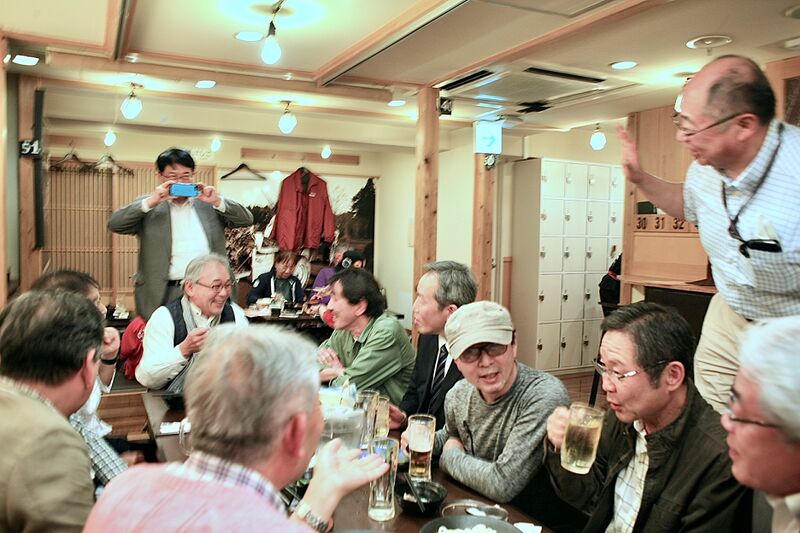 ファイル:高28回同期会2023E二次浅伊小中塩桑斎 8217.jpeg