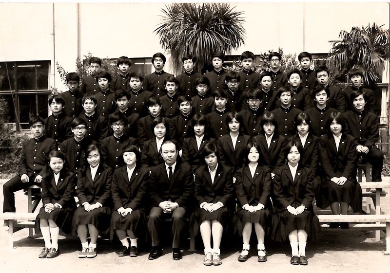 ファイル:高28回1E 4月クラス集合写真.jpg