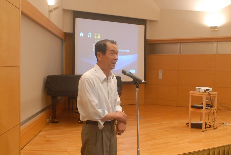 ファイル:高28回 クラス会2013 中村先生.JPG