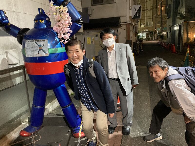 ファイル:高28回 100周年同期会2023 09.jpg