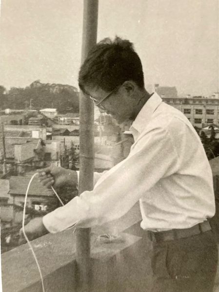 ファイル:高28 ラジオ班(ハム)-5.jpg