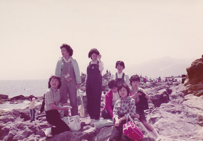 ファイル:高34回生 2学年D組の春遠足 真鶴岬.jpg