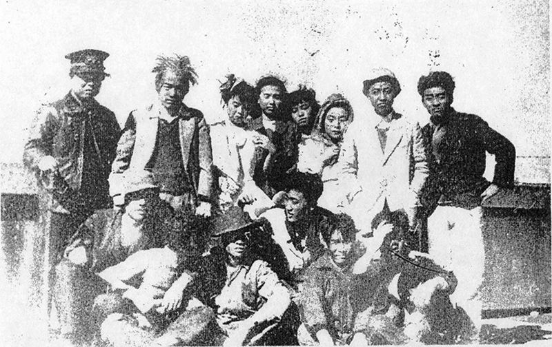 ファイル:高4回 卒業50周年記念 p47 学芸会 01.jpg