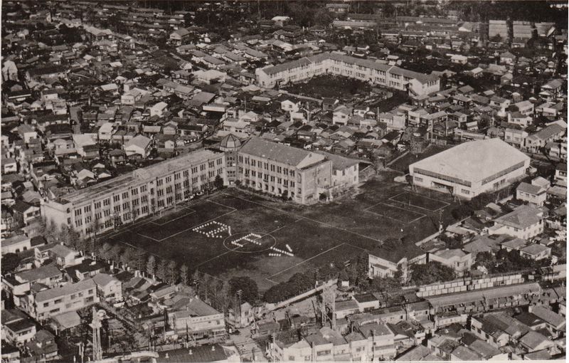 ファイル:02 卒業アルバム 校舎全景.jpg