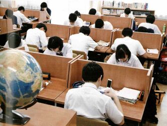 自習風景(小山台高校提供)