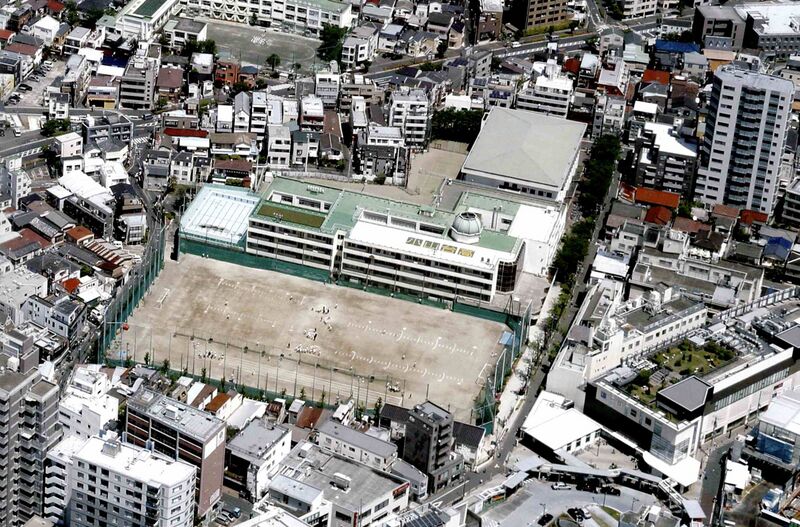 ファイル:2021 右.jpg