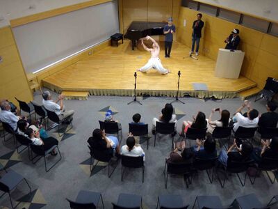 応援実演(岩崎さん)